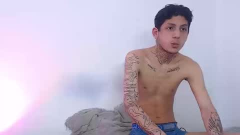  CAMILA Y SEBASTIAN online show from March 2026 04:54:01 PM