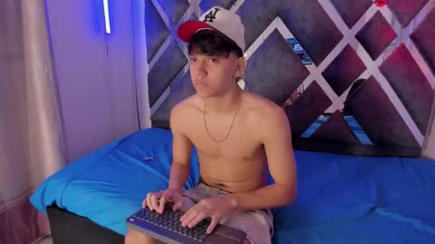 Snapshot of sebas_pretty7 chatting on November 2025 12:26:01 PM sebas_pretty7 online show from November 2025 12:26:01 PM