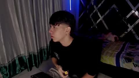 Snapshot of sebas_pretty7 chatting on December 2025 12:23:02 PM sebas_pretty7 online show from December 2025 12:23:02 PM