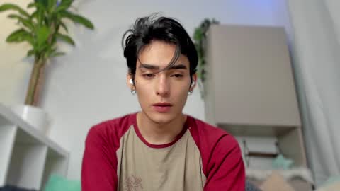 sebastian online show from January 2025 04:30:02 AM