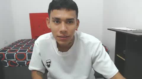 sebasbight online show from September 2025 08:12:02 PM