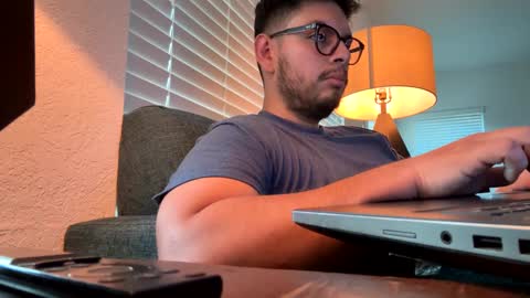 sebasbilbao7 online show from September 2025 12:22:02 AM