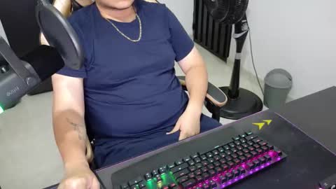 George online show from December 2025 03:23:01 AM