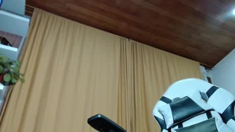 Snapshot of sebastian_025 chatting on May 2026 11:10:01 PM Sebastian online show from May 2026 11:10:01 PM
