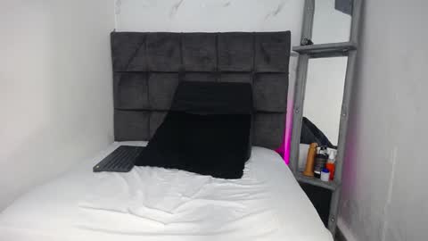 sebastian n alinson online show from December 2024 03:15:01 AM