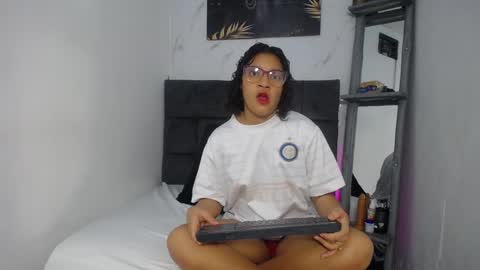 sebastian n alinson online show from December 2024 08:39:01 PM