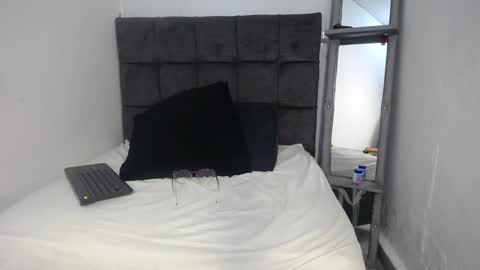 sebastian n alinson online show from December 2024 12:08:01 AM