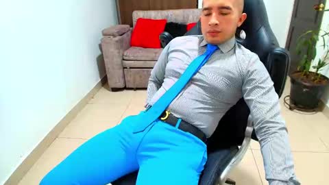 juan  sebastian online show from February 2025 06:31:02 PM