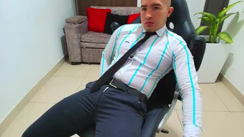 juan  sebastian online show from February 2025 12:48:02 PM