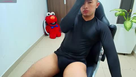 juan  sebastian online show from September 2025 12:43:01 PM