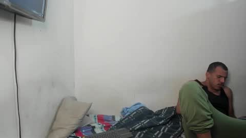 Snapshot of sebastianp13 chatting on January 2025 07:10:02 AM sebatian palacios online show from January 2025 07:10:02 AM