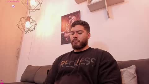 Instagram jeanpaulfit  online show from September 2025 11:05:01 PM