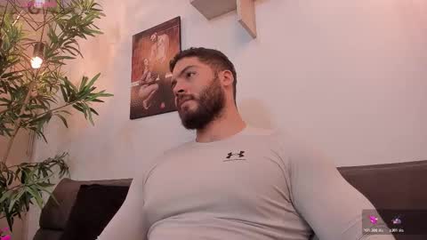 Instagram jeanpaulfit  online show from November 2025 12:33:01 AM