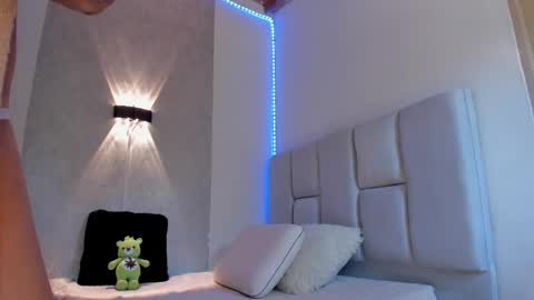 Sebas online show from September 2025 03:33:01 PM