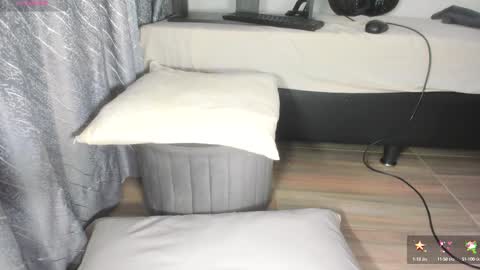 Daniela  online show from September 2025 12:27:02 PM