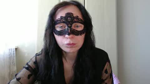 Elly online show from April 2026 08:57:01 AM