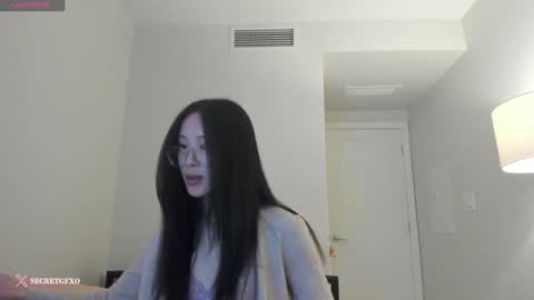 Snapshot of secretgirlfriendxo chatting on February 2025 05:53:02 AM Angela online show from February 2025 05:53:02 AM