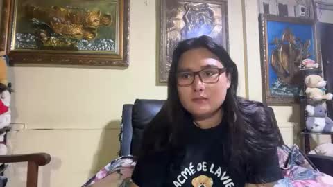 Snapshot of seductive_housewife chatting on February 2026 03:19:02 PM seductive_housewife online show from February 2026 03:19:02 PM