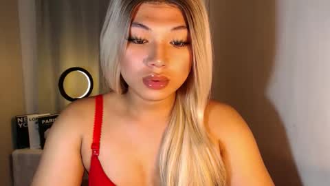 Deluxe online show from September 2025 12:50:01 PM