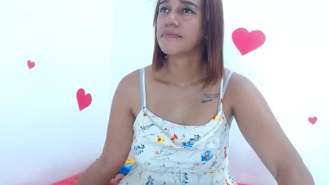 Estefany online show from October 2025 05:40:01 AM