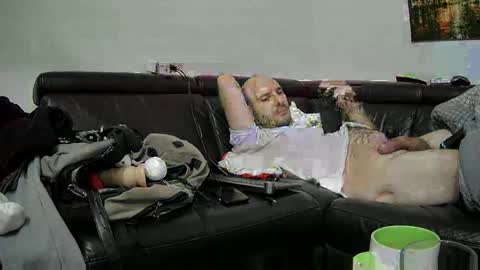 Sebastian online show from December 2024 05:44:01 AM