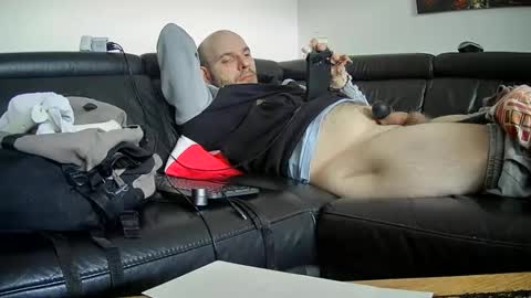 Sebastian online show from February 2025 09:37:01 AM