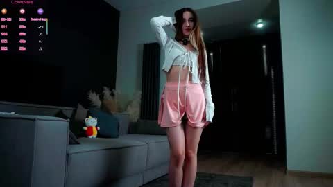 Snapshot of seeeyoubaby chatting on November 2025 01:40:01 PM Slavia online show from November 2025 01:40:01 PM