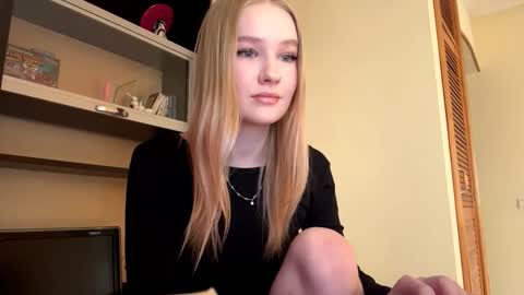 Kristie online show from February 2026 11:25:02 PM