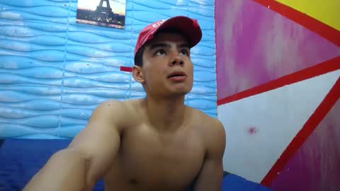 Snapshot of seigfried0 chatting on February 2025 10:20:02 PM Seigfried online show from February 2025 10:20:02 PM