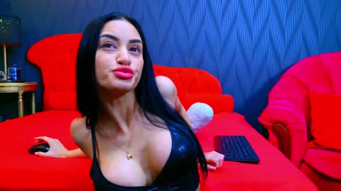 Selena Noir online show from February 2025 06:36:01 AM