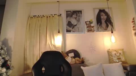 SelenaRossi online show from December 2025 09:02:01 AM