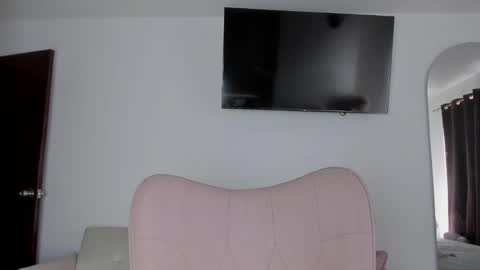 Alejandra  online show from April 2026 12:22:02 PM