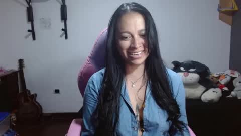 selene_mixx online show from June 2026 09:41:01 PM