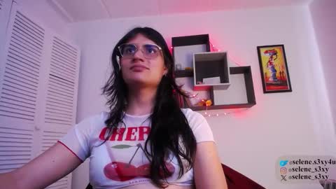 Snapshot of selene_s3xy chatting on March 2026 04:35:01 PM selene_s3xy online show from March 2026 04:35:01 PM