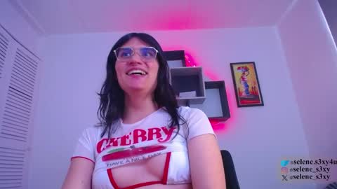 Snapshot of selene_s3xy chatting on April 2026 05:02:01 PM selene_s3xy online show from April 2026 05:02:01 PM