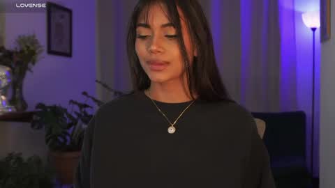 Snapshot of selenevaughan chatting on June 2026 12:26:01 AM Selene online show from June 2026 12:26:01 AM