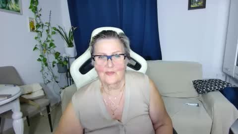 Snapshot of selenna57 chatting on March 2026 06:46:01 PM Selenna online show from March 2026 06:46:01 PM