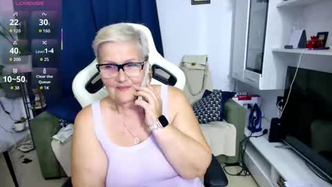 Snapshot of selenna57 chatting on May 2026 04:46:02 PM Selenna online show from May 2026 04:46:02 PM