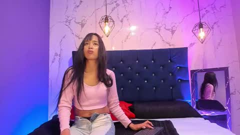 seleny_fitness1 online show from January 2026 11:24:02 AM