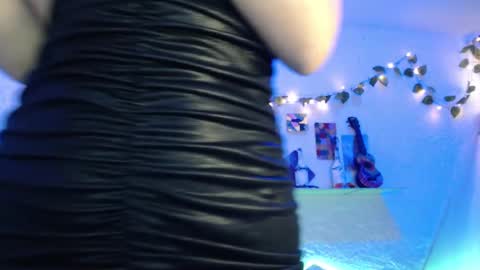 Snapshot of seley222 chatting on January 2025 06:06:01 PM Ask me online show from January 2025 06:06:01 PM