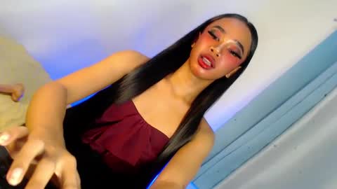 Snapshot of selfsuckercum69 chatting on January 2025 12:42:01 AM Jessy online show from January 2025 12:42:01 AM