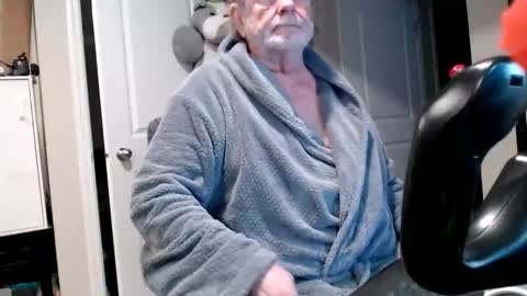 selkie2s online show from April 2026 08:50:01 PM