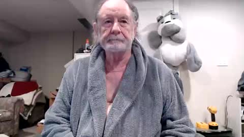 selkie2s online show from April 2026 06:43:02 PM