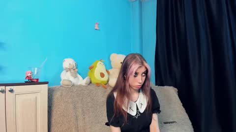 Mindy online show from December 2024 03:42:02 PM