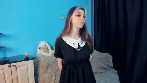 Mindy online show from December 2024 02:33:01 AM