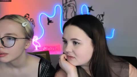 Sendi online show from March 2026 07:19:01 PM