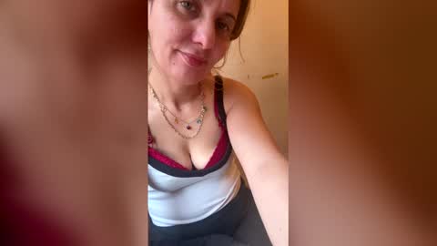 Sennya online show from February 2026 10:20:02 AM