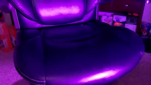 Snapshot of senorgrower chatting on November 2025 06:12:02 AM Mr. Watch Me Grow online show from November 2025 06:12:02 AM