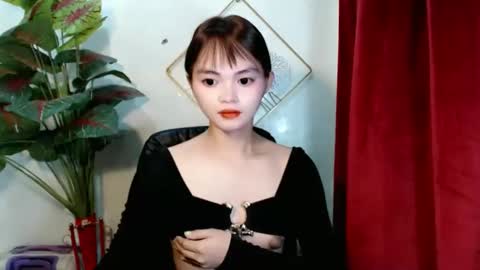 sensational_yeng online show from October 2025 05:47:01 PM