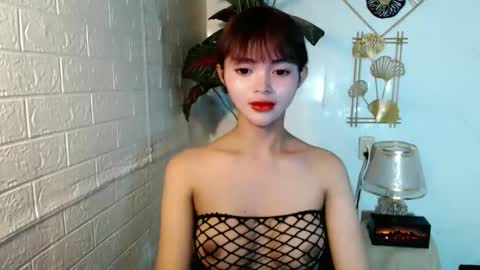 Snapshot of sensational_yeng chatting on June 2026 06:18:02 PM sensational_yeng online show from June 2026 06:18:02 PM